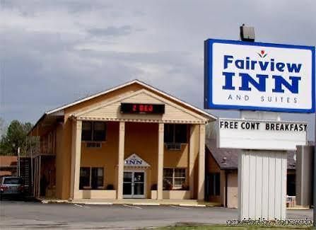 Fairview Inn & Suites Zewnętrze zdjęcie